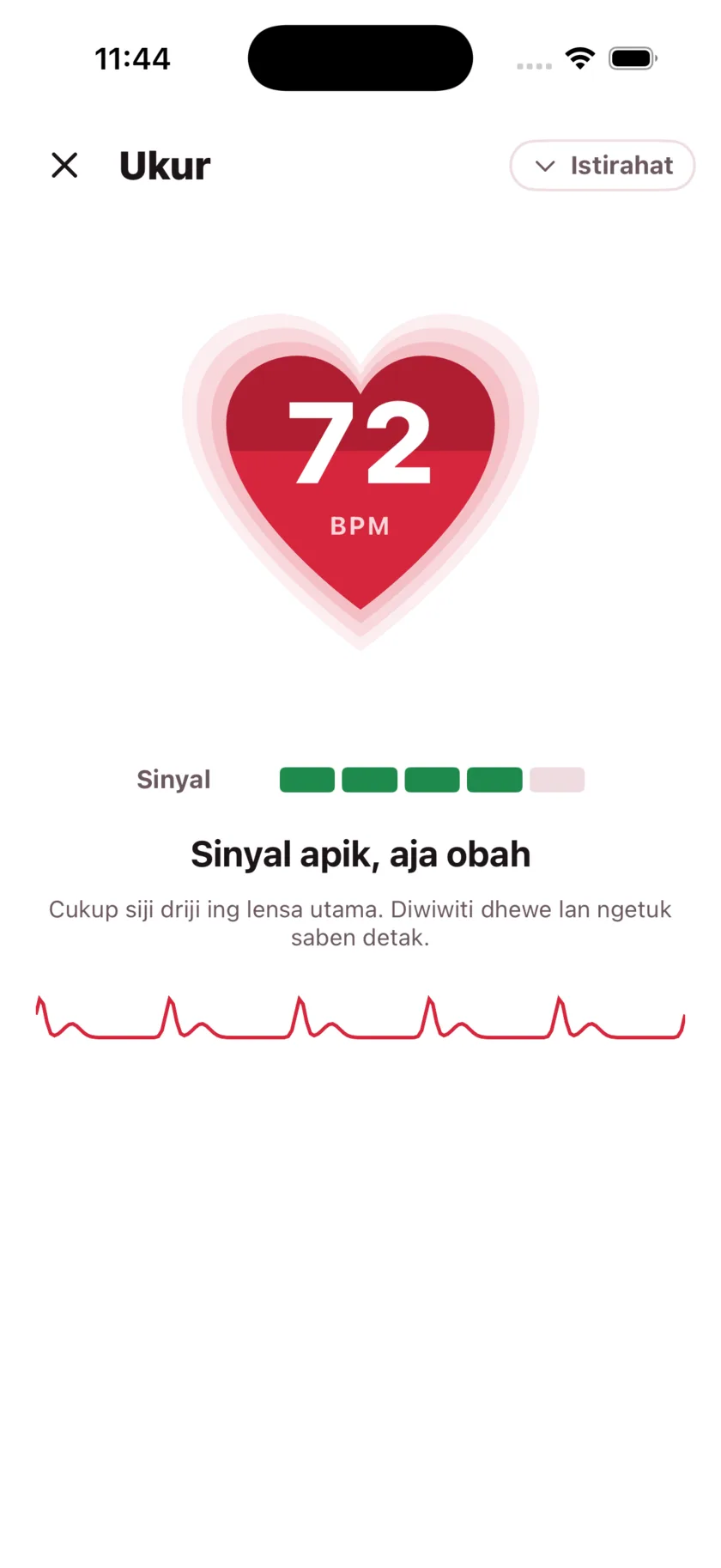 Taking a reading in HeartGlance: a large red heart filling from the bottom with 68 BPM inside it, a signal strength meter, and a live pulse trace.