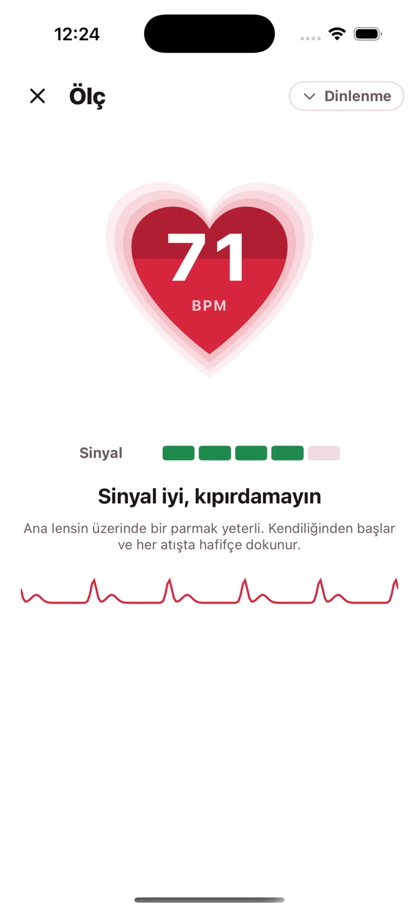 Taking a reading in HeartGlance: a large red heart filling from the bottom with 68 BPM inside it, a signal strength meter, and a live pulse trace.